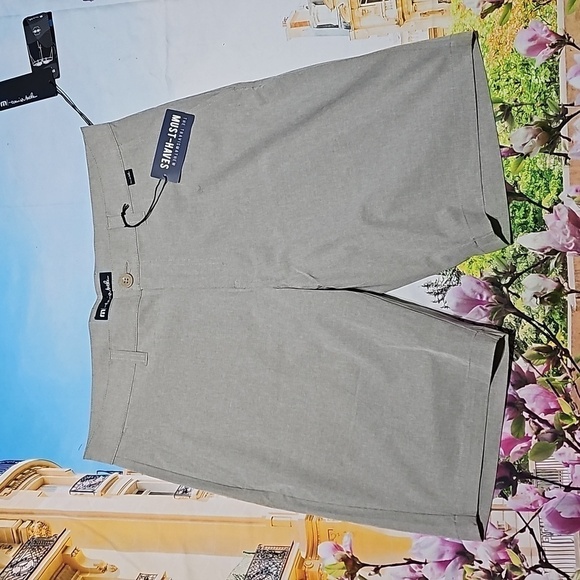 Travis Mathew Golf Shorts Size 34 NWT - Picture 1 of 4